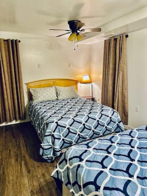 Views Inside Yosemite-Timber Lodge-Sleeps 6 يوسميتي ويست المظهر الخارجي الصورة